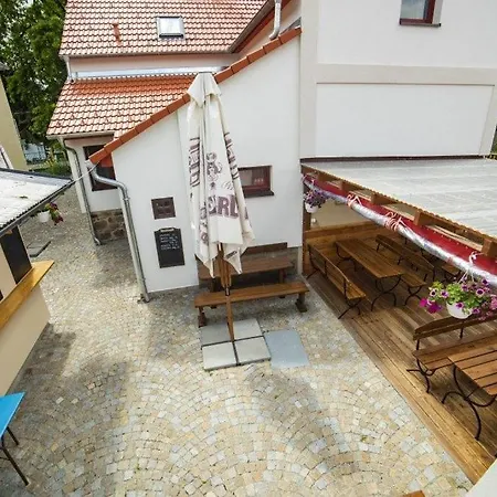 Pensjonat Na Hrazi Stankov (Jindrichuv Hradec)