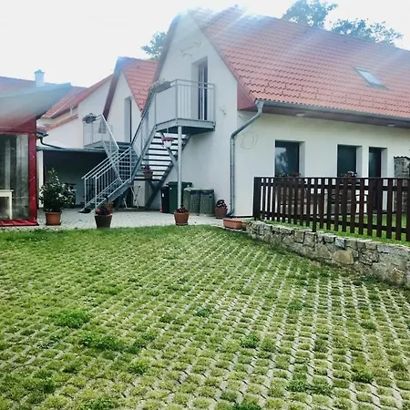 Na Hrazi Affittacamere